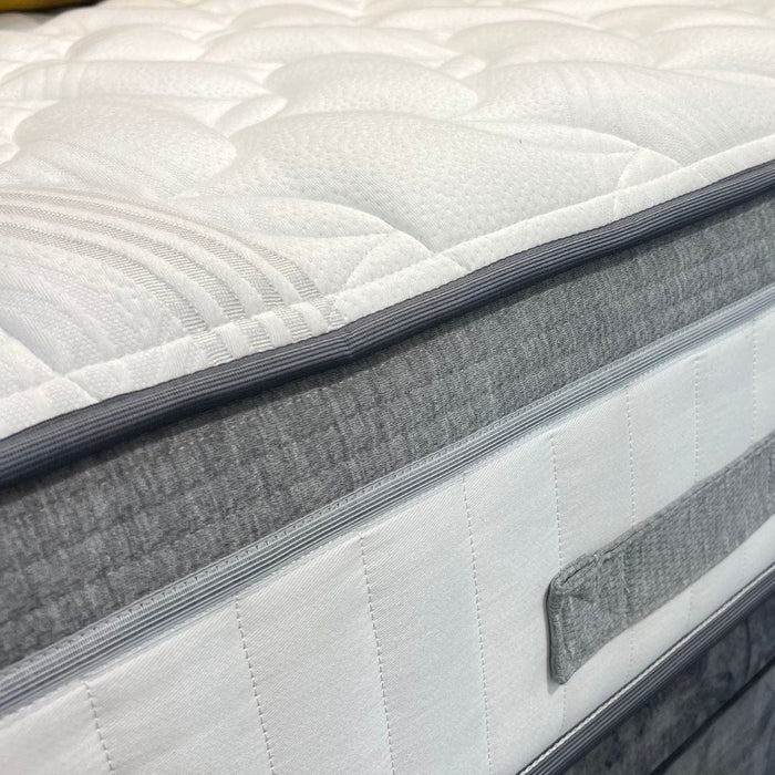 Lola® Pro Hybrid Mattress