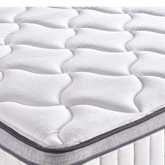 Lola® Cloud Hybrid Mattress