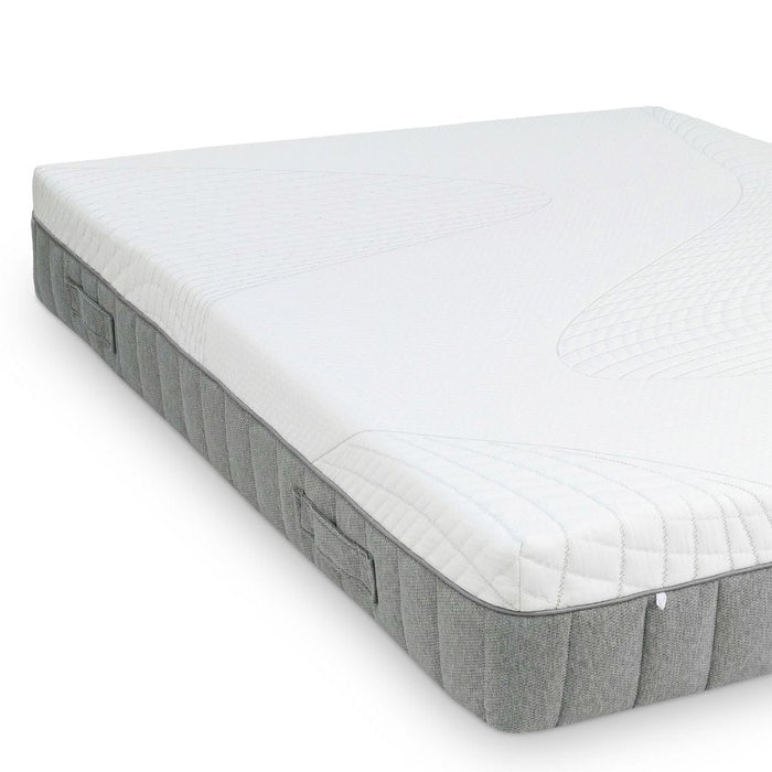 Lola® Hybrid Mattress